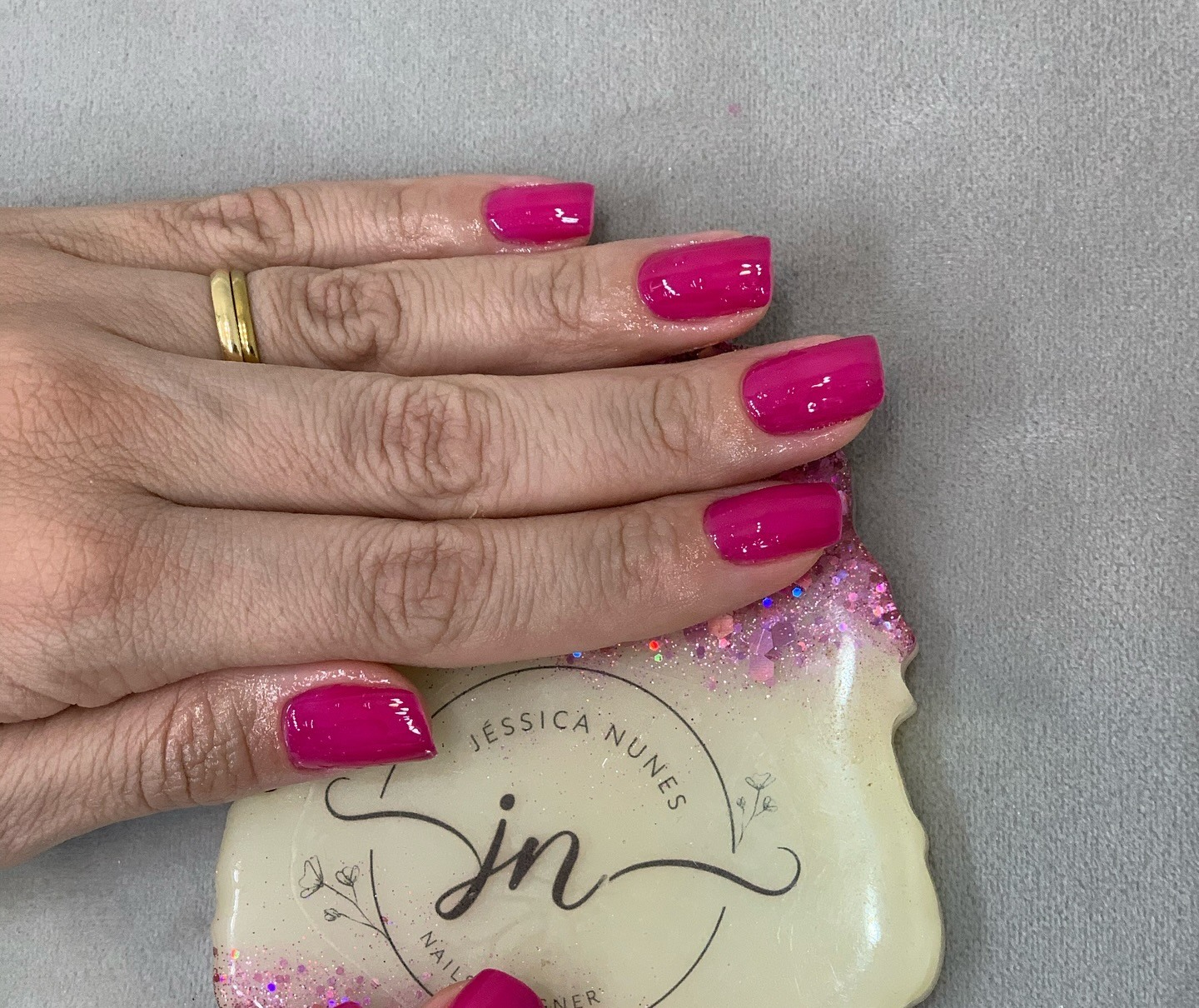 Manicure em pink